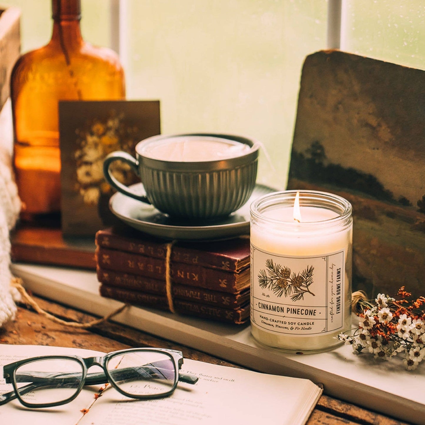 Cinnamon Pinecone Soy Candle, A Warm & Spicy Fall into Winter Scent